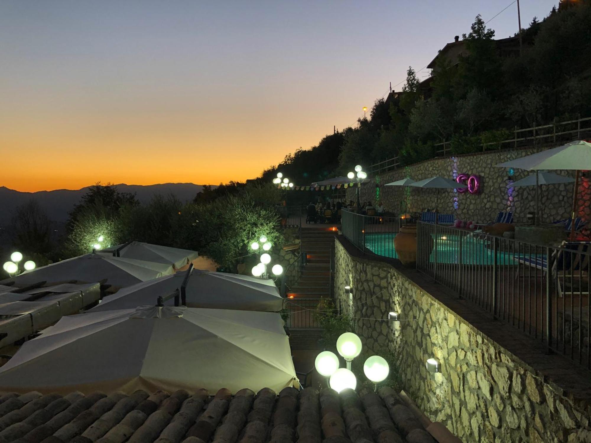 Hotel Belsito Serrone Esterno foto